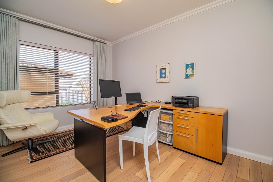 3 Bedroom Property for Sale in The Hill Western Cape